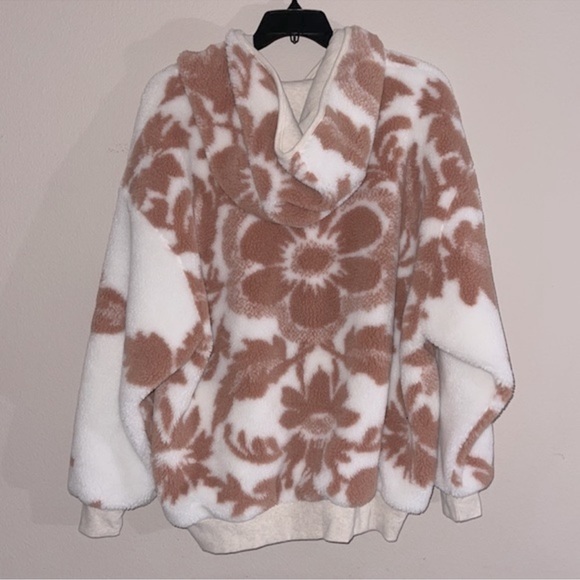 FREE PEOPLE WE THE FREE Canyon Moon Cardi Coat Teddy Oversize Ivory zip up Sz M - Picture 4 of 12